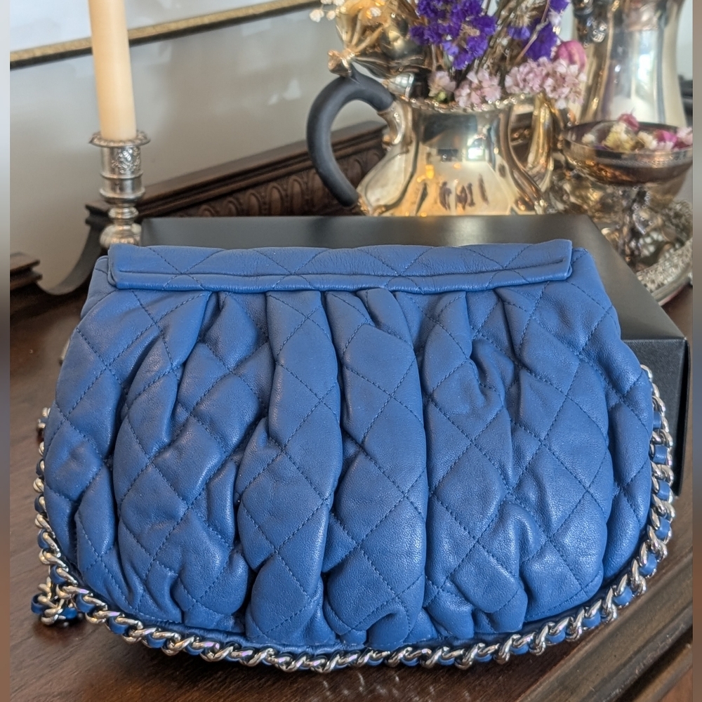 Chanel Blue Quilted Leather Chain Bag - Picture 4 of 16